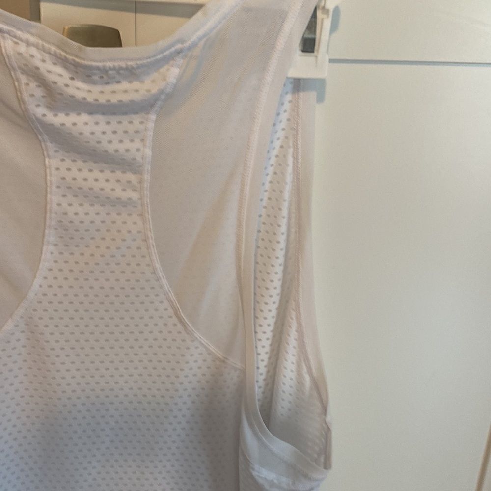 Athleta Sheer/Mesh like Tank  - Picture 4 of 6